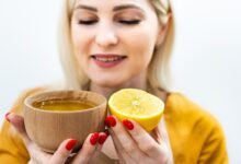 wellhealthorganic.com : remove dark spots on face tang - lemon juice