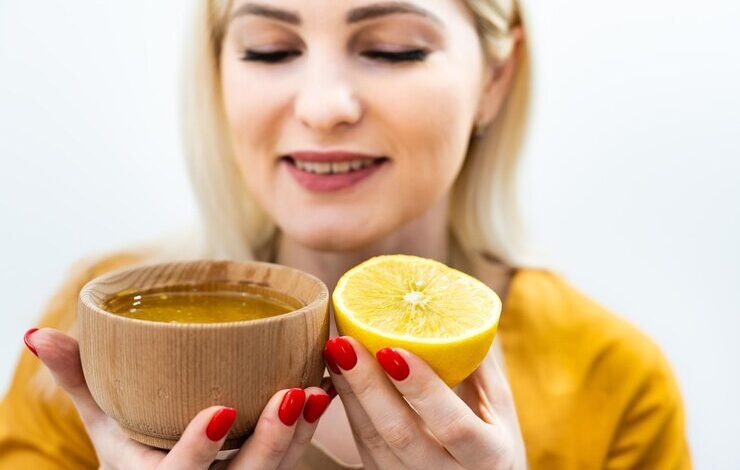 wellhealthorganic.com : remove dark spots on face tang - lemon juice